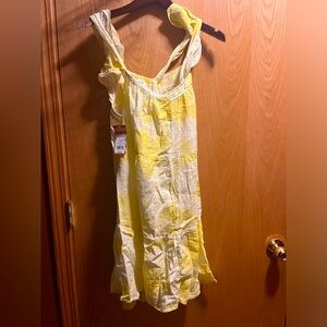 Cat and jack yellow dress, with open back, girls xxl